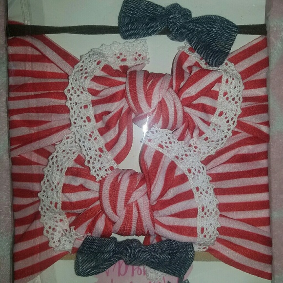 OLIVIAS BOW CLUB JULY SUBSCRIPTION TOPKNOTS - Picture 1 of 2